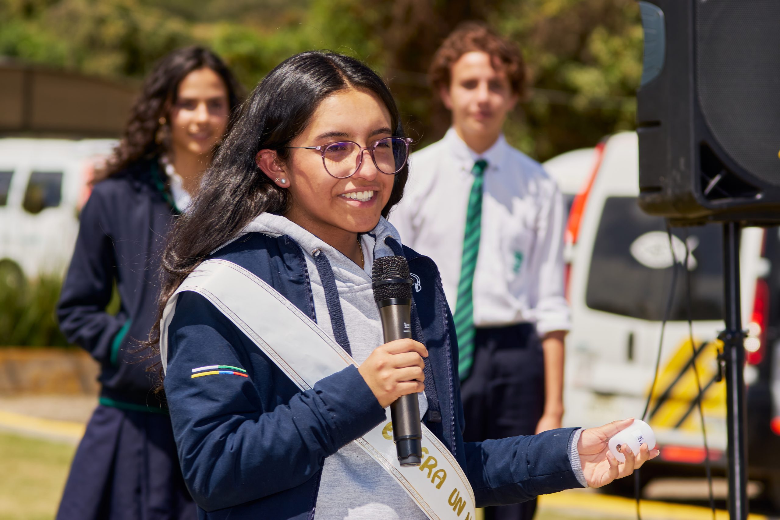 Izada de bandera y entrega de símbolos Colegio José Eustasio Rivera