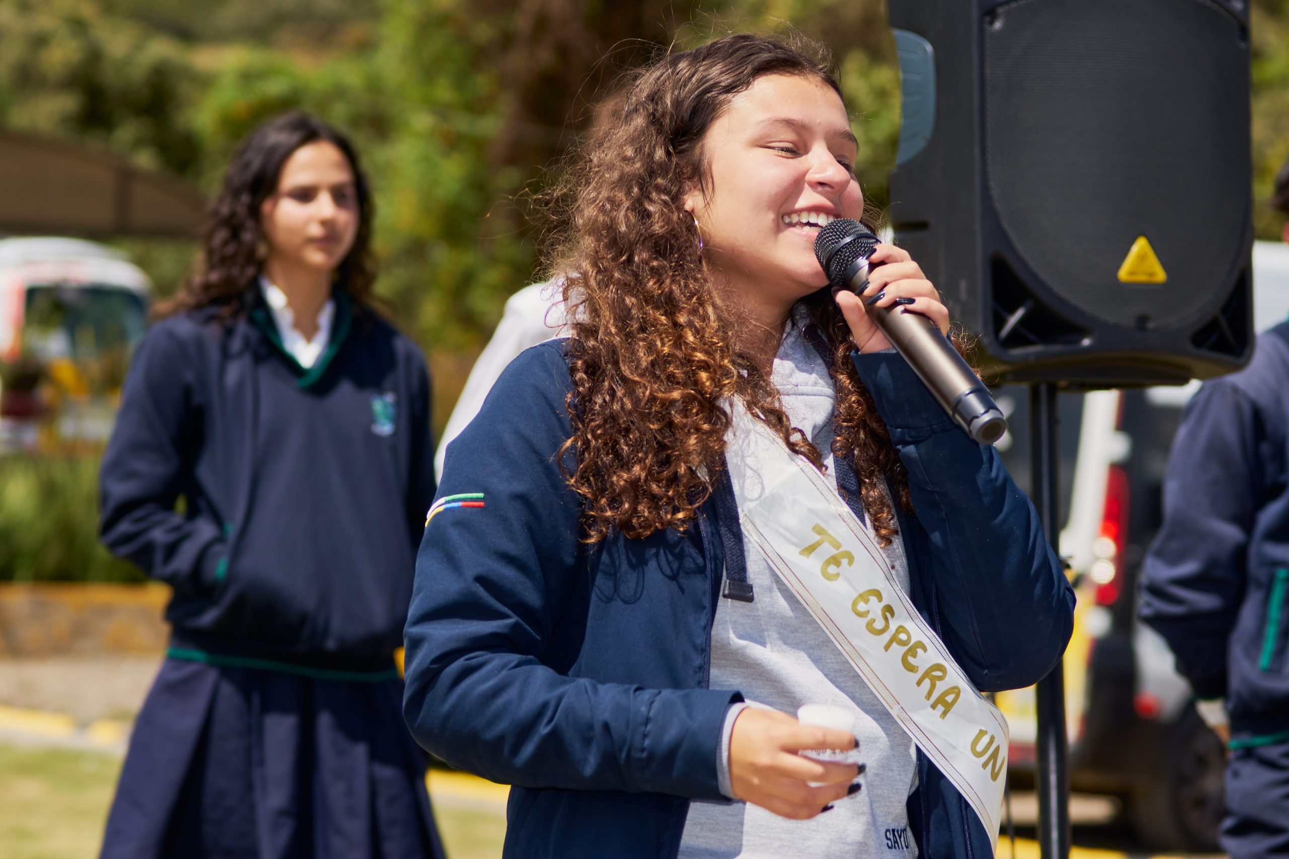 Izada de bandera y entrega de símbolos Colegio José Eustasio Rivera