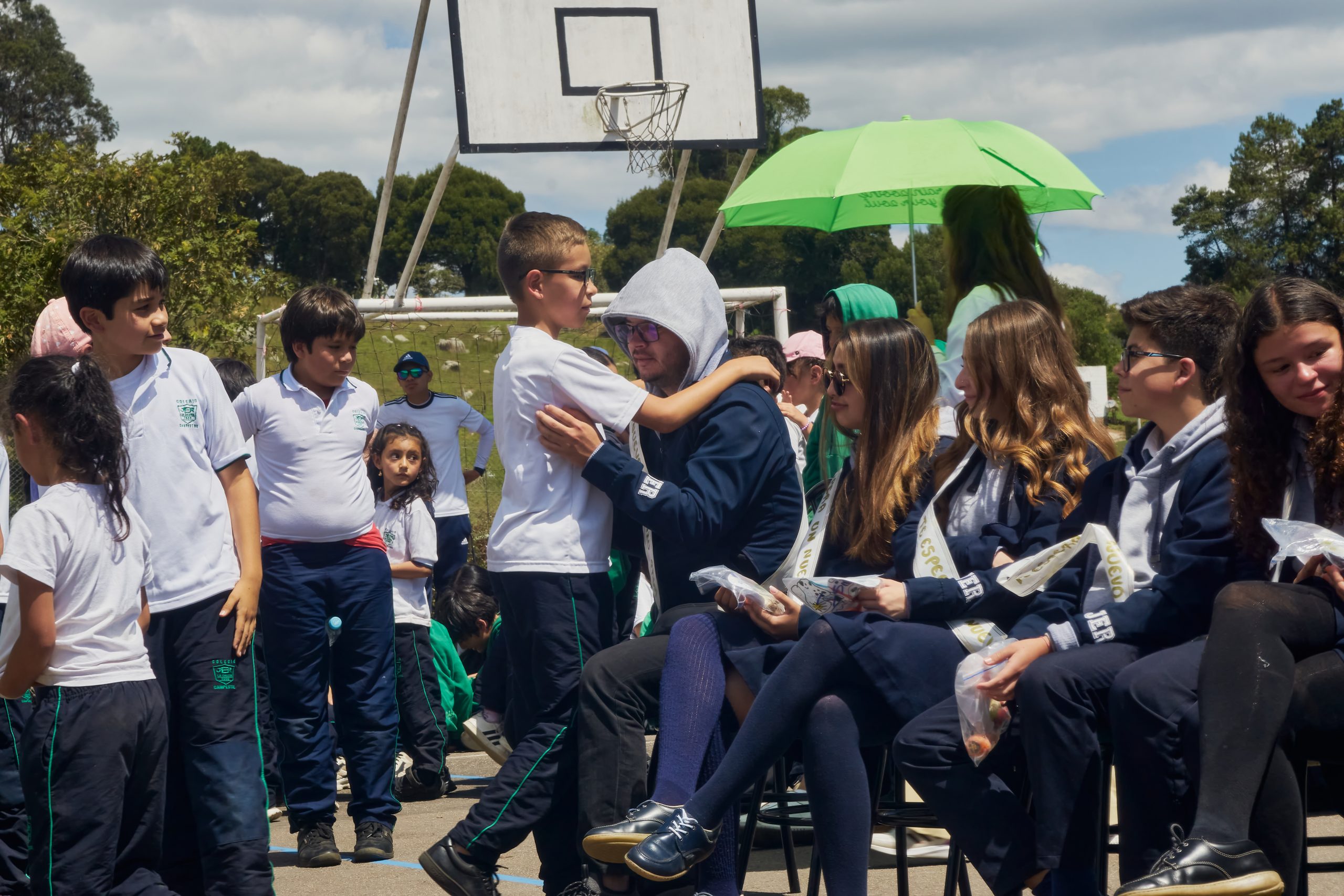 Izada de bandera y entrega de símbolos Colegio José Eustasio Rivera